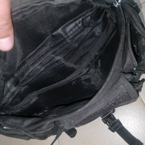 Banana bag used, multi-compartment, black, waist type
