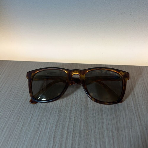 Carrera sunglasses with case and cleaning cloth, beige and brown