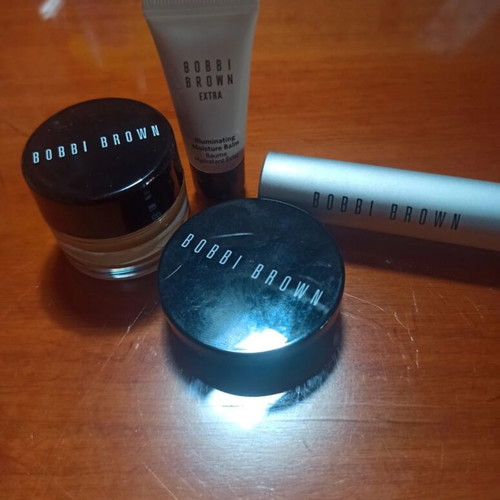 Bobbi Brown makeup set new, 4 items