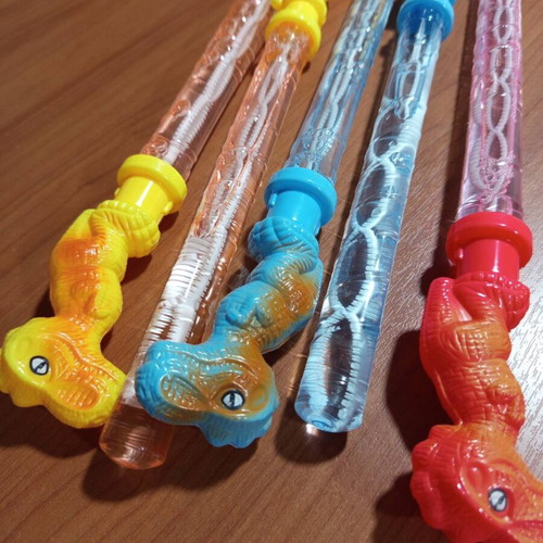 Bubble wands set with dinosaur handles, 9 pieces