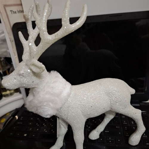 Christmas reindeer white with glitter new