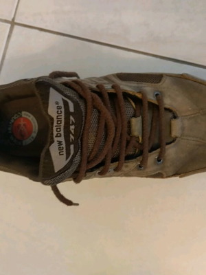 New Balance trekking shoes used, size 43, brown