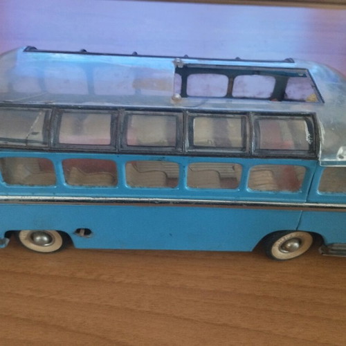 Bus from the 1950s used