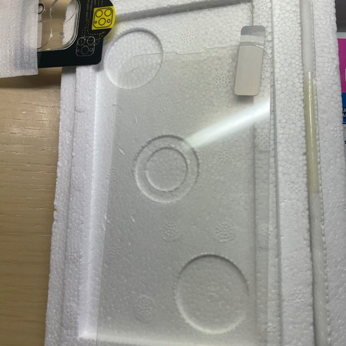 iPhone 13 screen and camera protector glass set