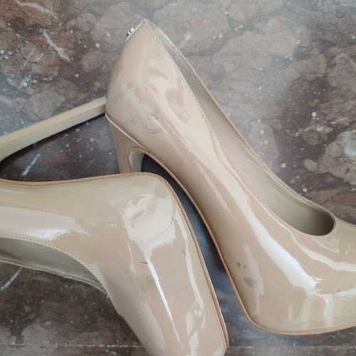 Guess patent leather beige pumps used, size 37.5-38