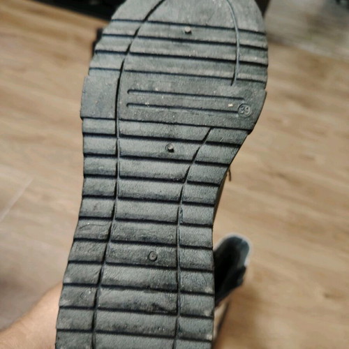 Women's boots new, size 39