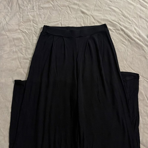 Boohoo Supersoft Black Pants like new, size M/L