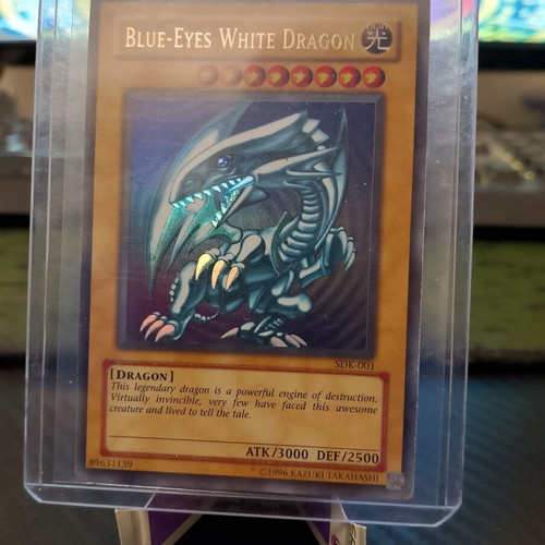 Blue Eyes White Dragon SDK-001 card used