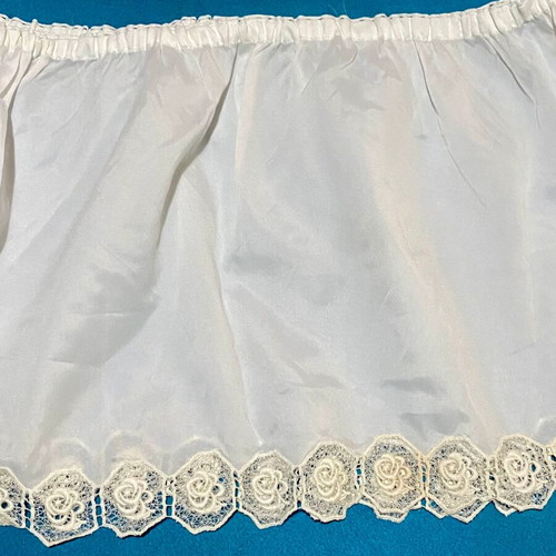 Lambriken window curtain white cream vintage with special edging