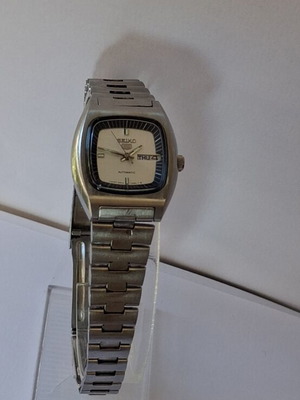 Seiko Japan automatic women's watch used, old model