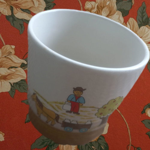 Farmer Boy 1983 vintage mug like new with farmer and apple trees