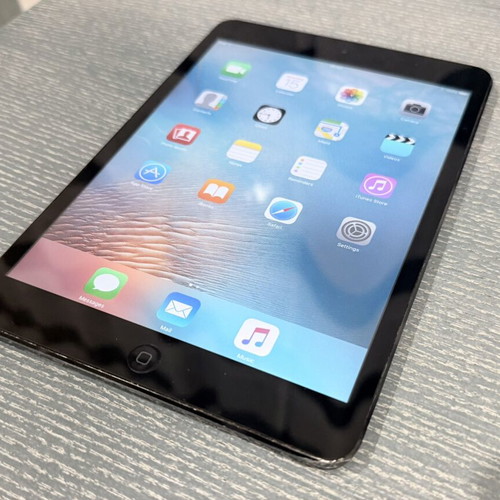 iPad mini 1st Generation A1432 tablet, 16GB
