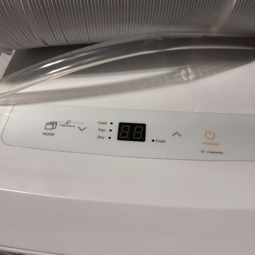 Midea MPPHA-09CRN7-QB6-L Portable Air Conditioner like new