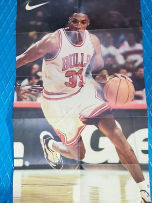NBA Scotty Pippen collectible used