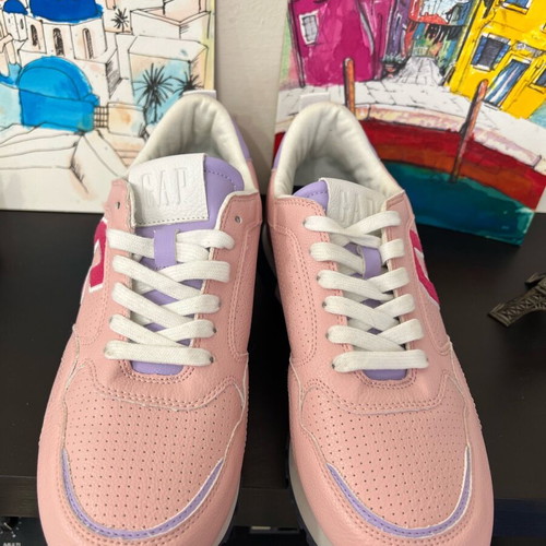 Gap women's sneakers new, size 41, pink