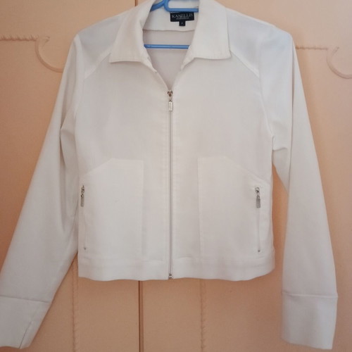 White spring jacket Kaneliss like new