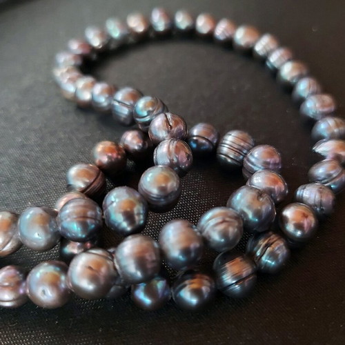 Black Genuine Pearl Necklace new 46cm, 8×9mm pearls