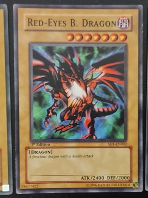 Red-Eyes Black Dragon Yu-Gi-Oh! cards like new, set of 3