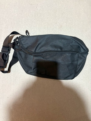 A To Z Greek black crossbody banana bag