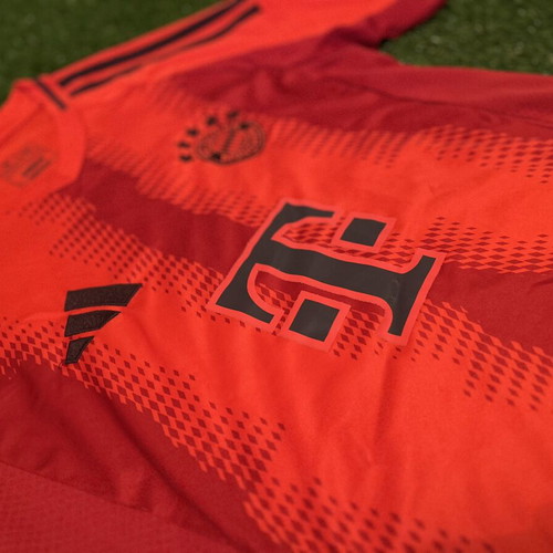 Bayern Jersey like new, official replica, size Medium