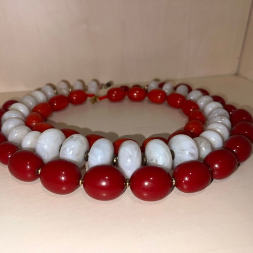 Necklaces used, set of 3 in red, white and burgundy