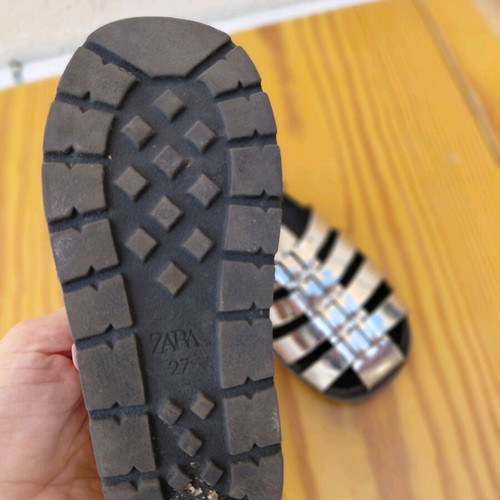 Silver Zara girls sandals size 27 like new