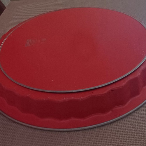 IKEA Nonstick Tart Pan with Removable Inner Disk, Used, 26 cm
