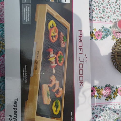 Teppanyaki grill PC-TYG 1143 Profi Cook new with bamboo frame