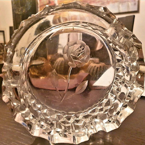 Vintage crystal vase set and 2 ashtrays with etched rose like new