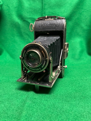 Vintage Primus “Prontor II” folding camera used