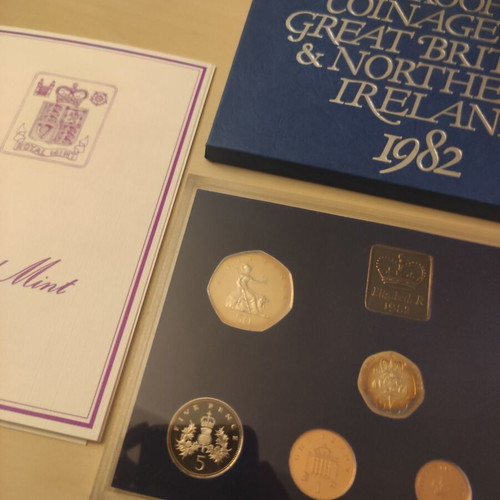 Royal Mint Coin Collection 1982 Great Britain & Northern Ireland new