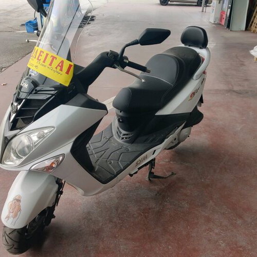 Sym Joyride 200i EVO scooter 2011 like new, 171 cc, 27,266 km