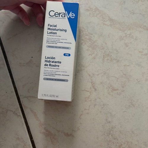 Cerave Facial Moisturising Lotion PM 52ml like new