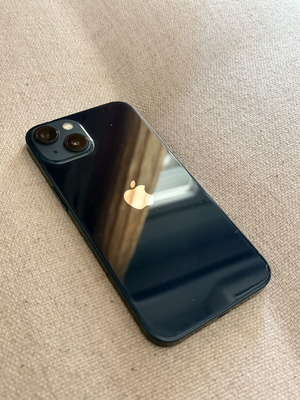 Apple iPhone 13 128GB black, 88% battery health