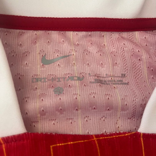 Liverpool home kit 2024-2025, authentic, size S, men's