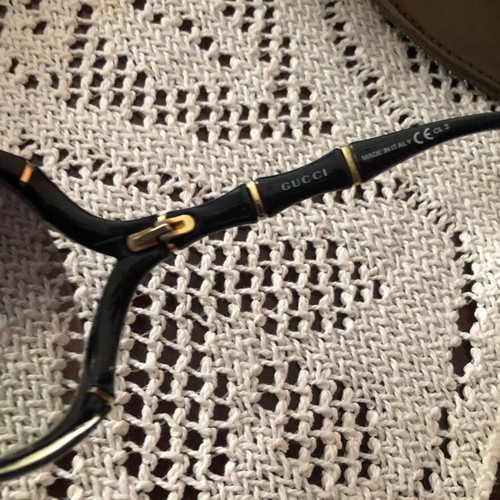 Gucci bamboo sunglasses like new, blue