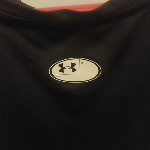 Under Armour Heatgear Compression Sleeveless Shirt XL like new, black