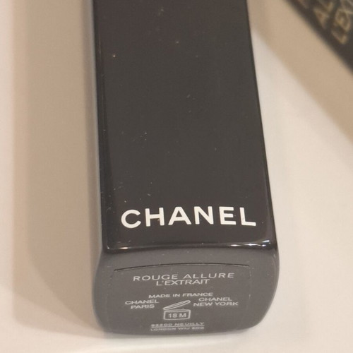 Κραγιόν Chanel Rouge Allure L'Extrait 854 Rouge Puissant καινούργιο