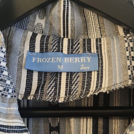 Frozen Berry Co ord set top and pants like new, colorful