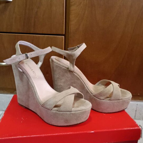 Komis & Komis leather platforms like new, beige