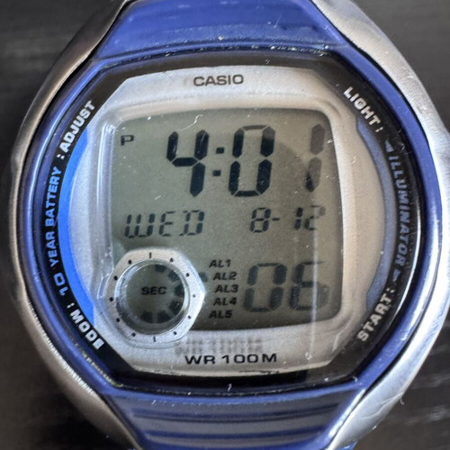 Casio W-751 wristwatch like new, blue