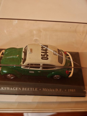 Volkswagen Beetle taxi σαν καινούργιο με κουτί