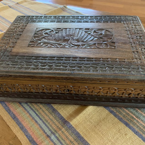Handcrafted vintage jewelry box with key from Indonesia