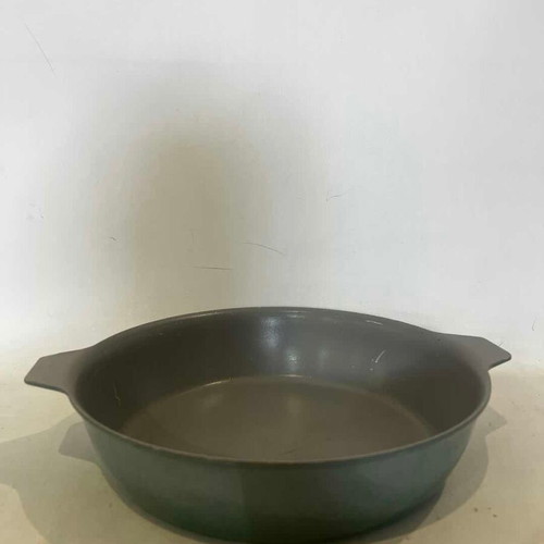 Cookware with enamel coating and handles used, 5x27x23 cm