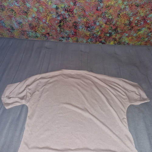 Short Sleeve Top like new, size M, beige