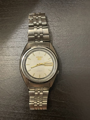 Seiko 5 70s αυτόματο ρολόι μεταχειρισμένο με σημάδια χρήσης