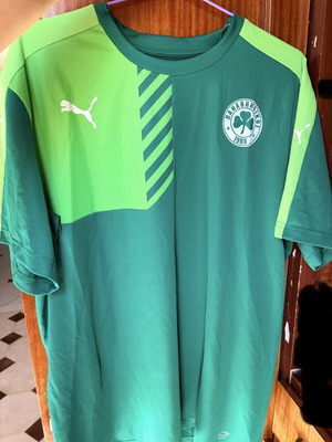 Panathinaikos green sports shirt size XXL with neck defect