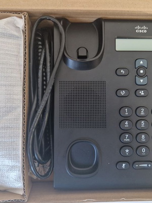 Cisco 3905 IP phone like new, black, wired