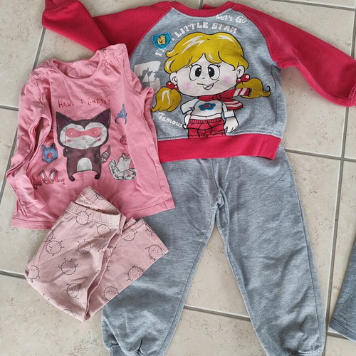 Girls Clothing Set 4 Pieces Size 2/3 Like New