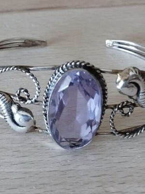 Handmade adjustable bracelet with large purple stone like new